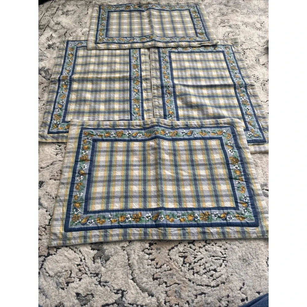 4 Vintage Floral Fruit Quilted Reversible Placemats 18x12 Cottagecore 90s